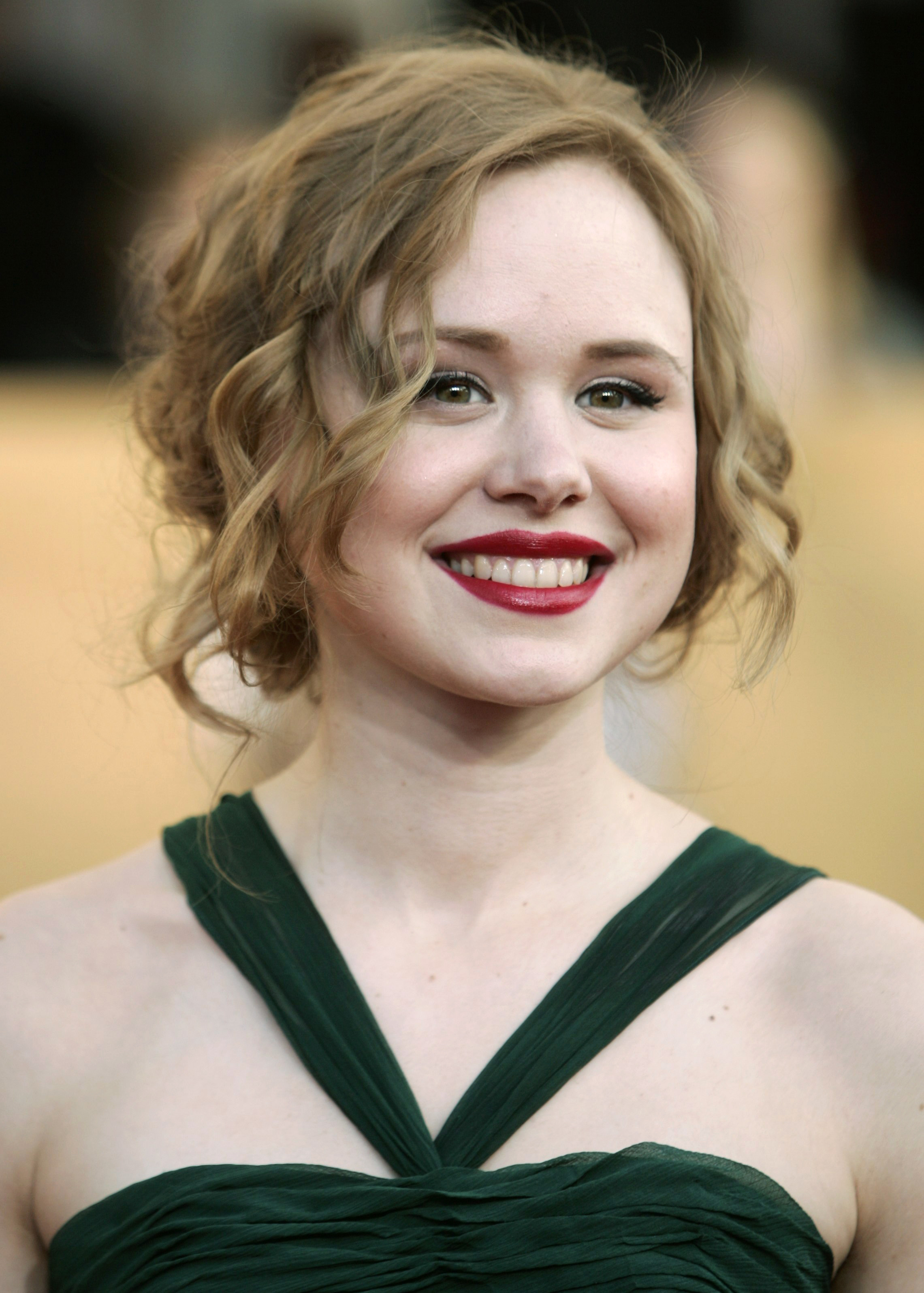 Alison Pill Topless Accidentally Tweets Topless Naked Pic Hot